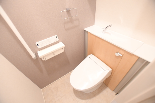 トイレ　トイレ