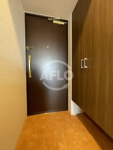 玄関　Luxe玉造南　玄関