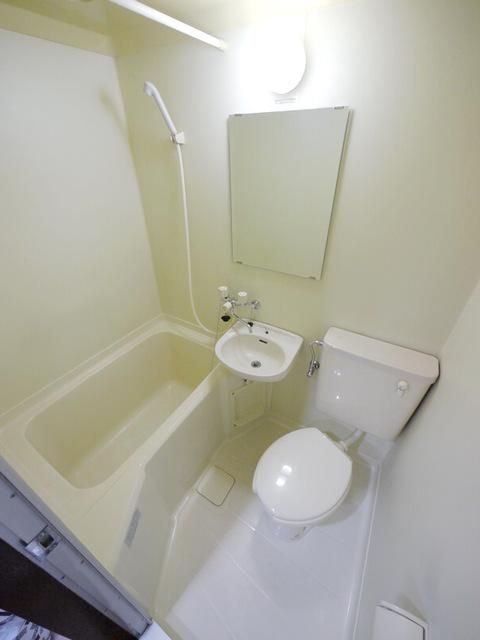 バス・シャワールーム　★お問い合わせはタウンハウジング神奈川橋本店まで★