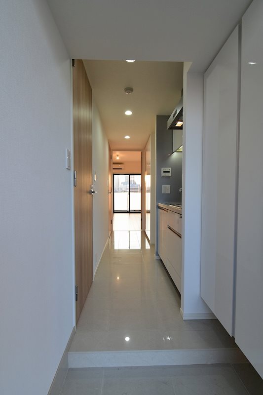 玄関　※同じ間取り別号室参考写真 　現状優先