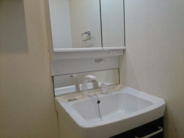 洗面設備　広い洗面スペース