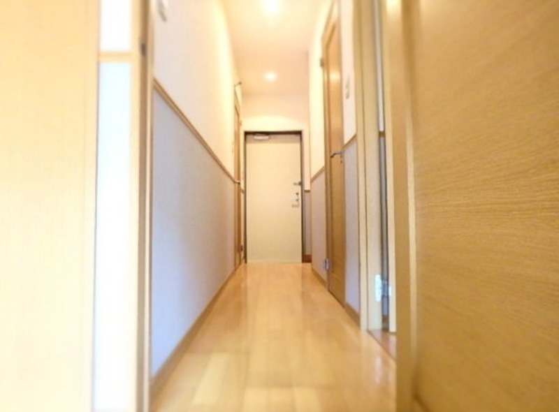 玄関　図面と現状に相違がある場合には現状を優先．．．