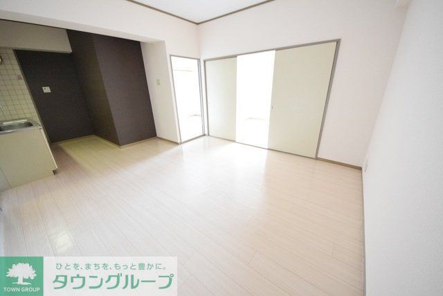 居室・リビング　お問合せはタウンハウジングまで！※現地待合わせ相談可能