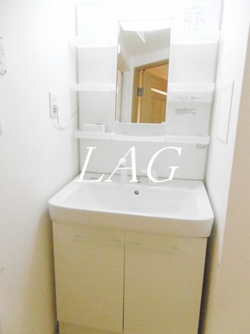 洗面設備　洗面台です。