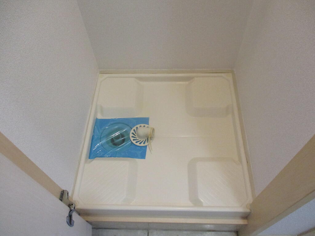 その他設備　同タイプ別部屋参考写真　室内洗濯機置き場