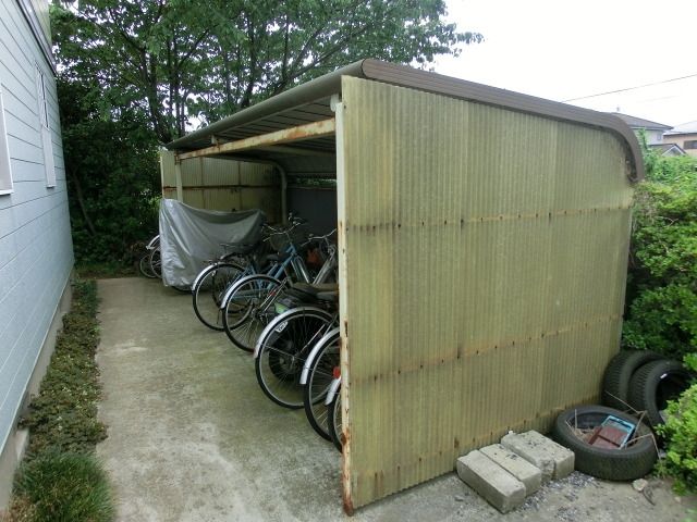 その他共有部分　屋根付駐輪場