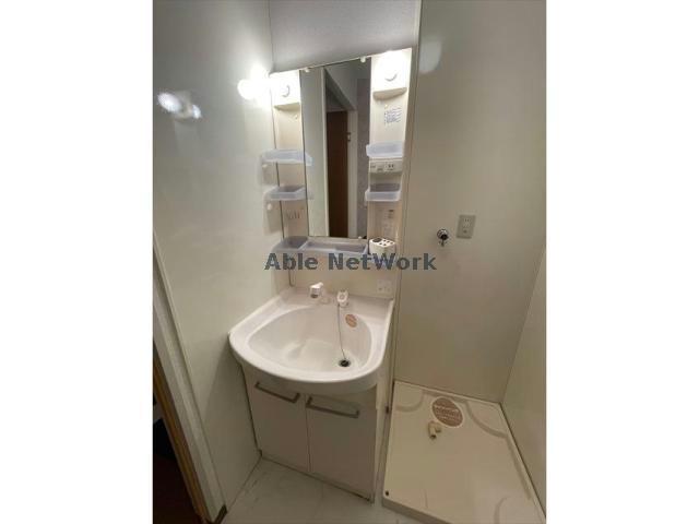洗面設備　※同型タイプです。（102）