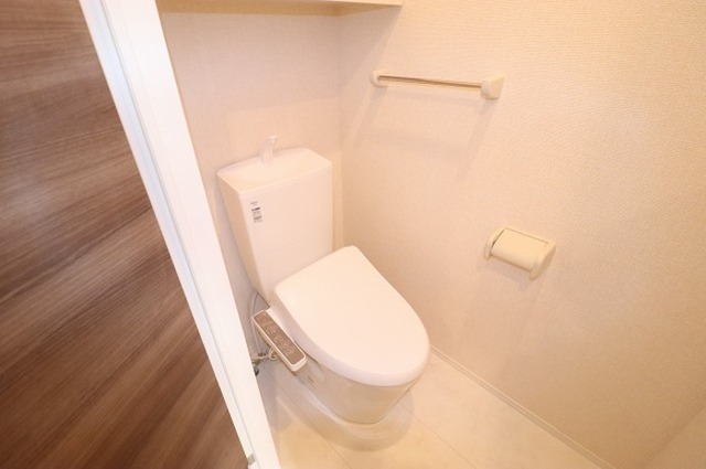 トイレ　トイレ　温水洗浄暖房便座