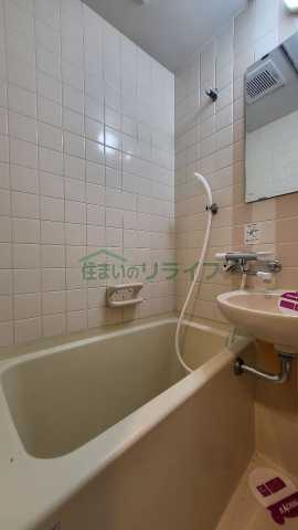 バス・シャワールーム　別部屋参考写真となります。