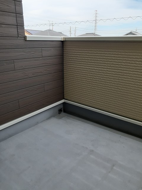 バルコニー　南東向きで日当たり良好☆