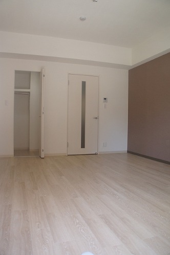 居室・リビング　広めのお部屋です♪