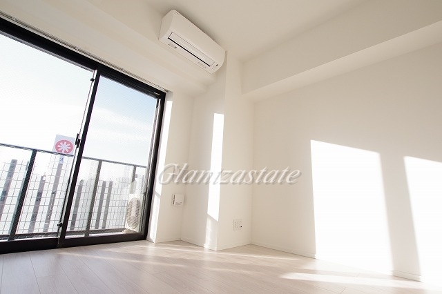 居室・リビング　☆明るいリビング☆