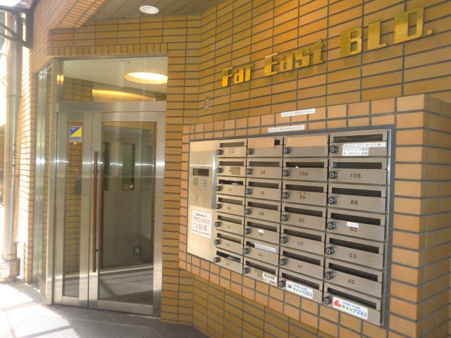 エントランス　清潔なエントランスです