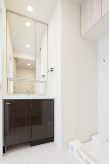 洗面設備　※写真は同タイプ住戸です。