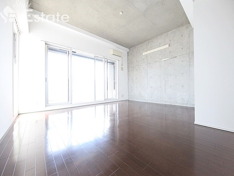 居室・リビング　内装