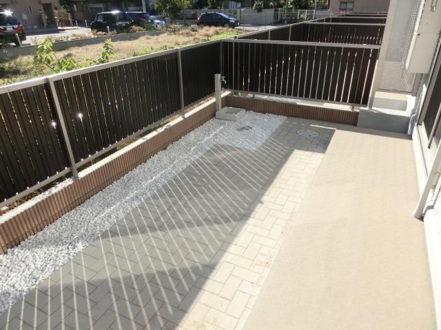 眺望　きれいに整理された専用庭