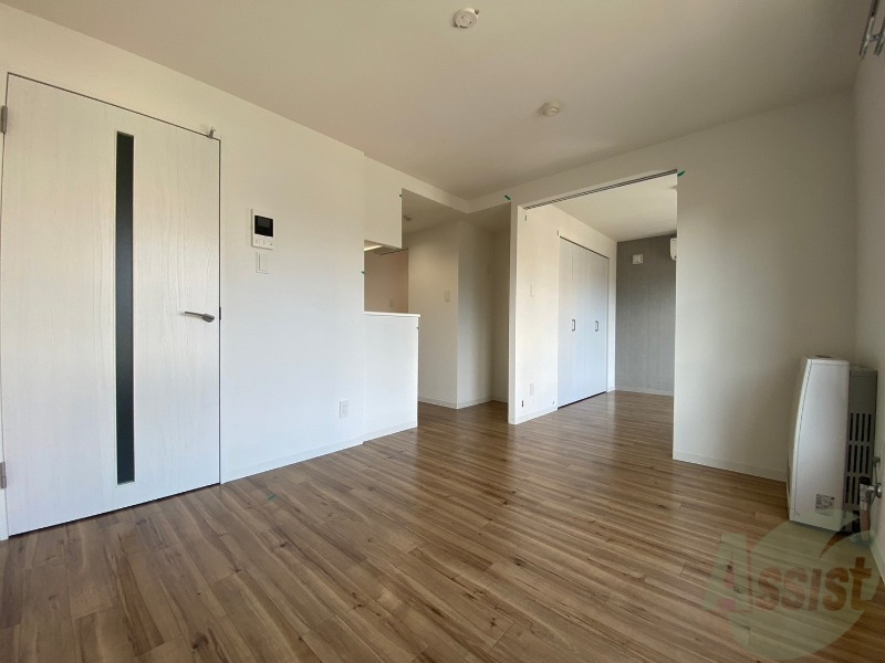 居室・リビング　広くてきれいなリビングです！快適に過ごせそうですね。