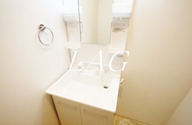 洗面設備　洗面台です。