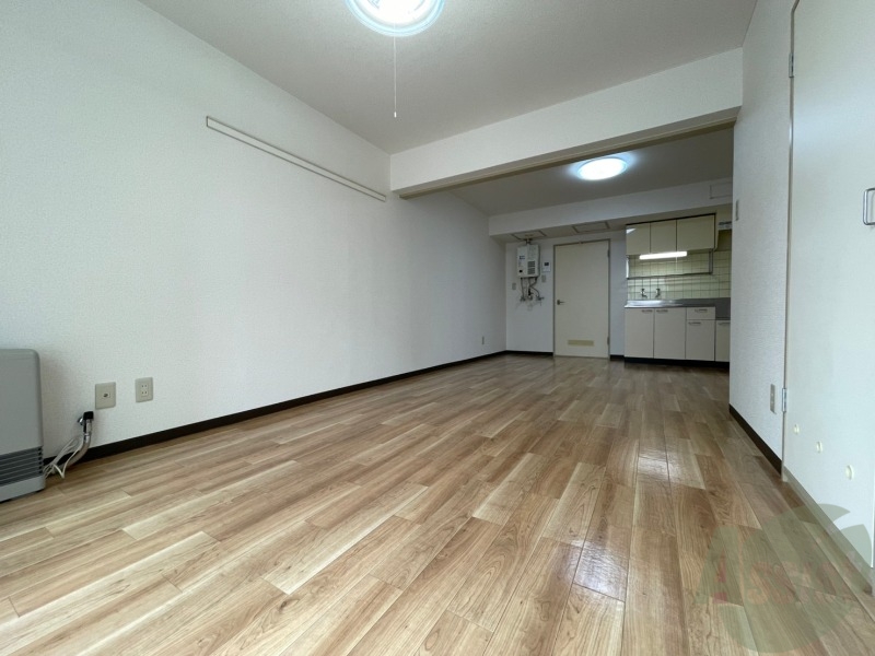 居室・リビング　広くてキレイなお部屋が広がっていて、充実した生活が送れそう。