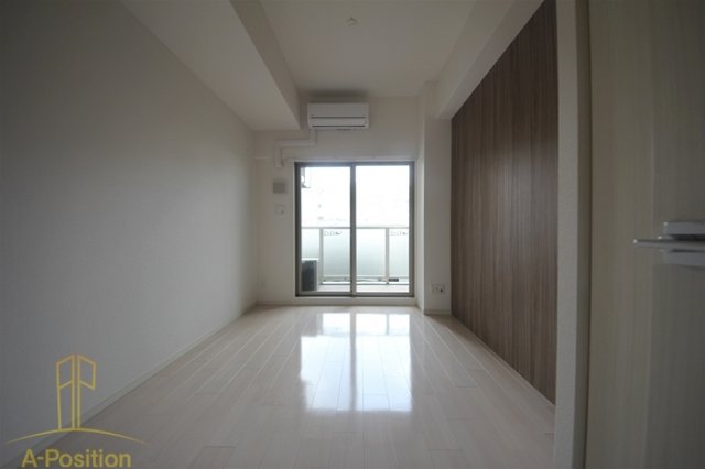 居室・リビング　アドバンス西梅田ラシュレ