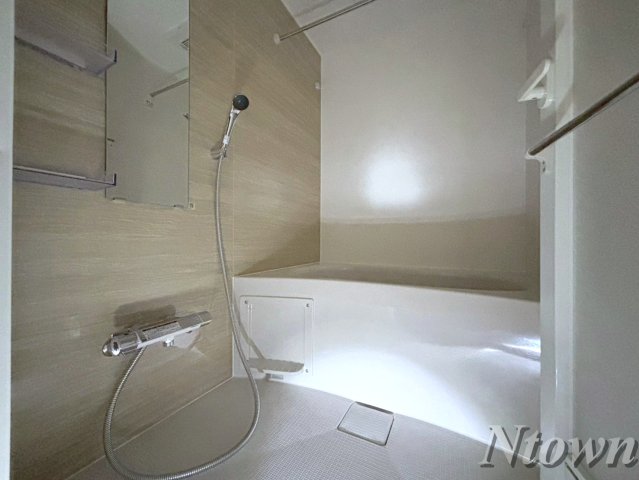 バス・シャワールーム　ゆったり過ごせるお風呂です