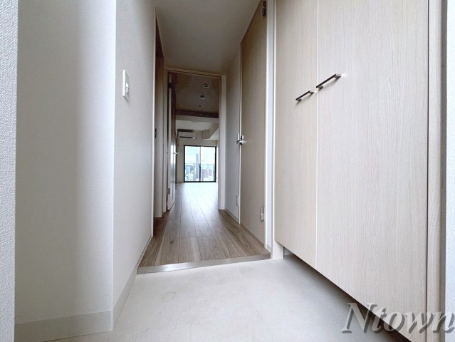 玄関　落ち着いた玄関です