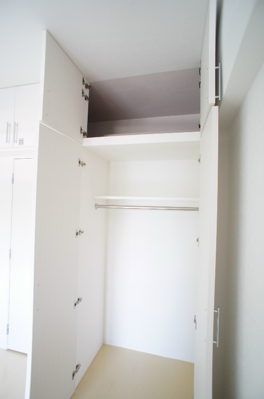 収納　写真は別号室です。現況優先になります。