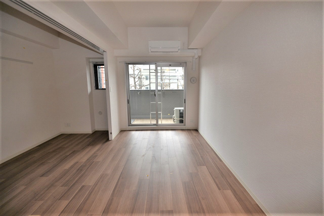 居室・リビング　写真は同マンションの別のお部屋のものです