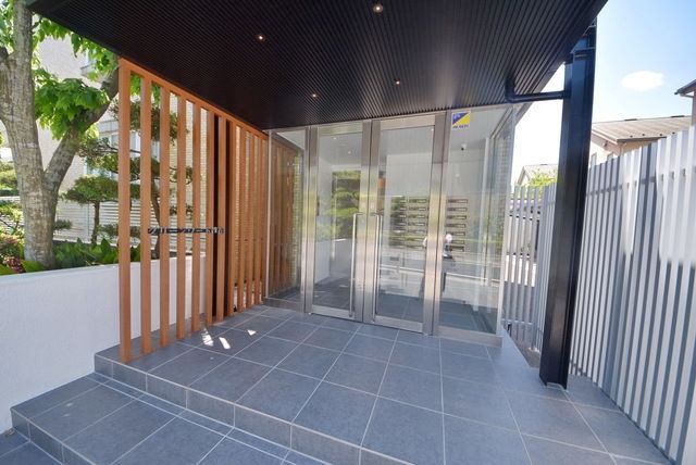 エントランス　★エントランスです★