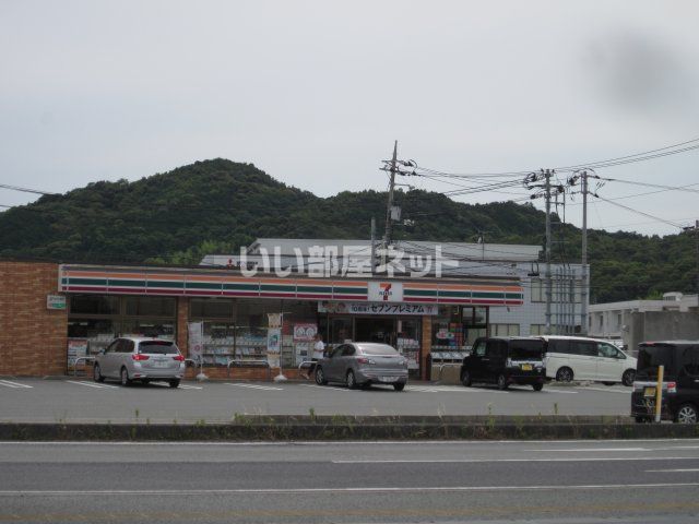 コンビニ　セブンイレブン 山口小郡黄金町店（コンビニ）まで655m