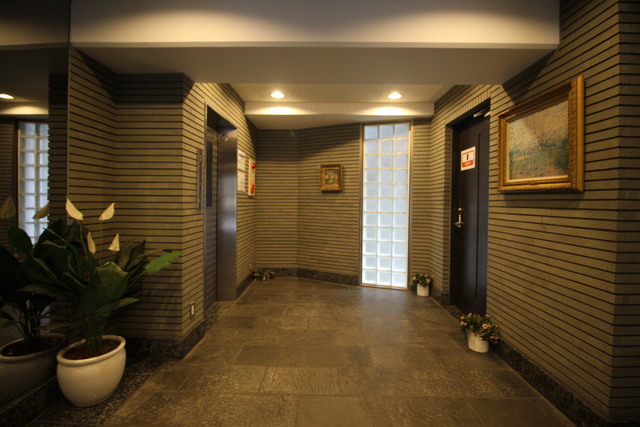 エントランス　ロビー