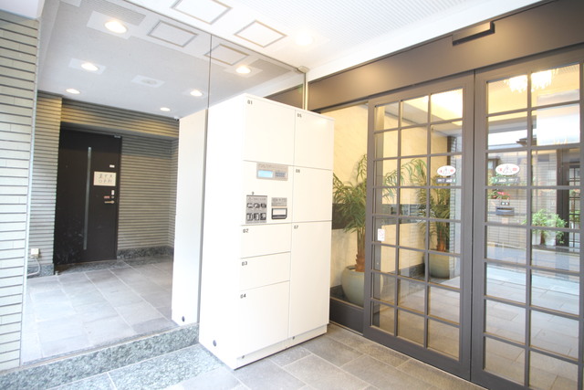 その他　敷地内/建物