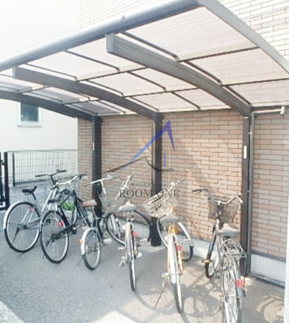 その他共有部分　駐輪スペースです。