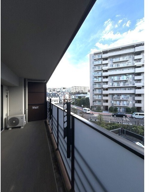 バルコニー　広々としたバルコニー♪