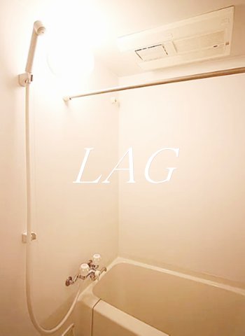 バス・シャワールーム　お風呂です。