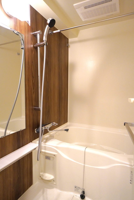 バス・シャワールーム　※写真は同タイプ住戸です。
