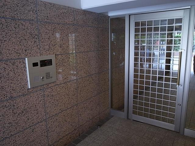 エントランス　★安心のオートロック対応★