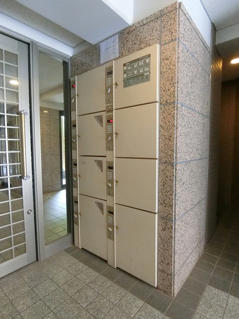 セキュリティ　★便利な宅配ＢＯＸ付き★