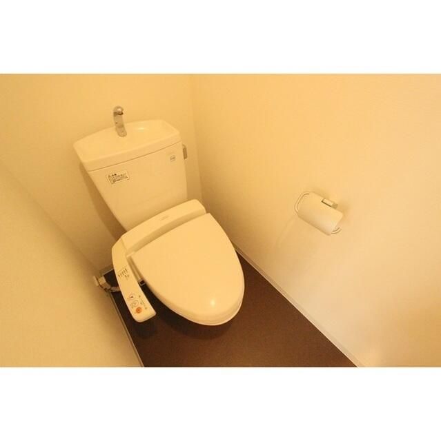 トイレ　シンプルで使いやすいトイレです