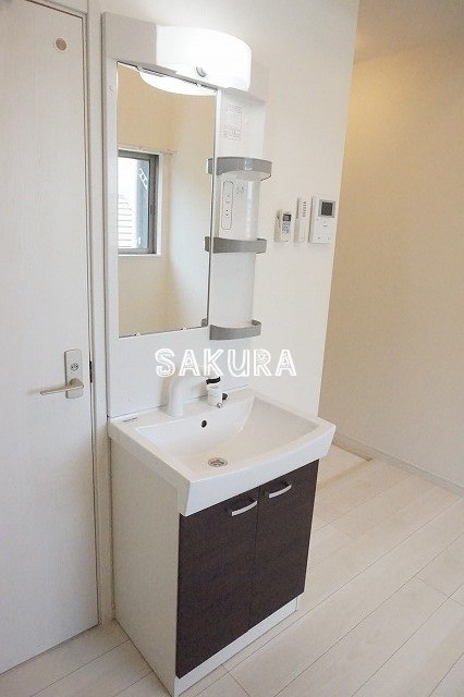 洗面設備　忙しい朝には欠かせない洗面所です♪