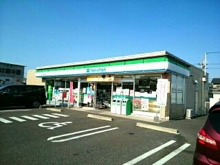 コンビニ　ファミリーマート 南山名店（コンビニ）まで400m
