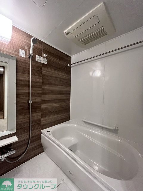 バス・シャワールーム　※写真は同タイプ住戸です。