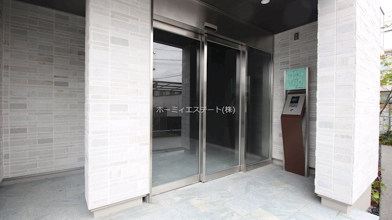 エントランス　オートロック搭載★