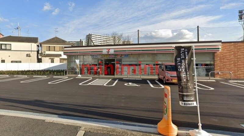 コンビニ　セブンイレブン水無瀬駅南店（コンビニ）まで499m