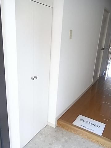 玄関　★玄関収納も豊富！！★