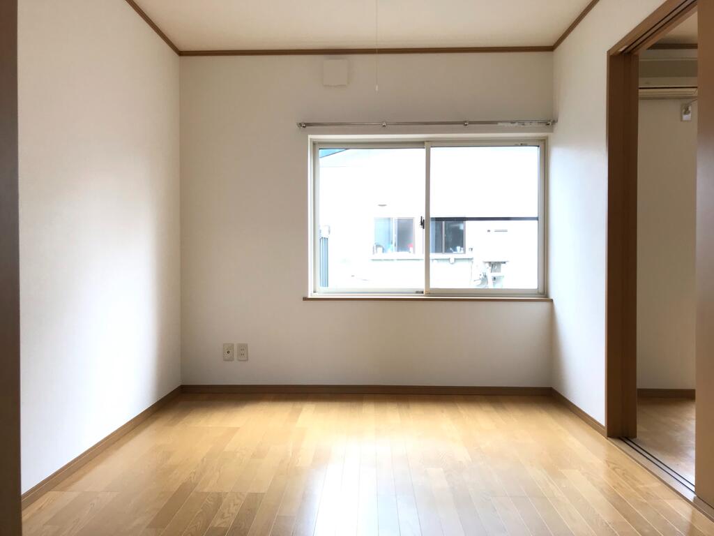 グリーンハイツかずきの居間写真