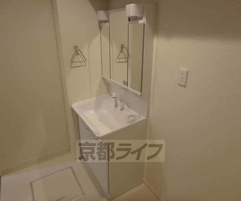 洗面設備　洗面台です。