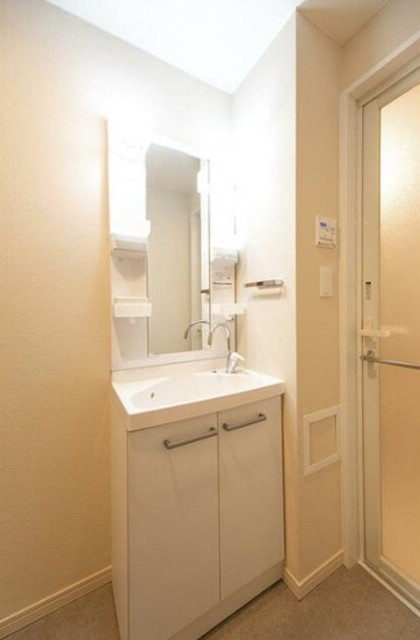 洗面設備　同仕様