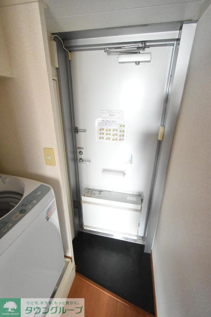 玄関　★お問い合わせはタウンハウジング町田店まで★