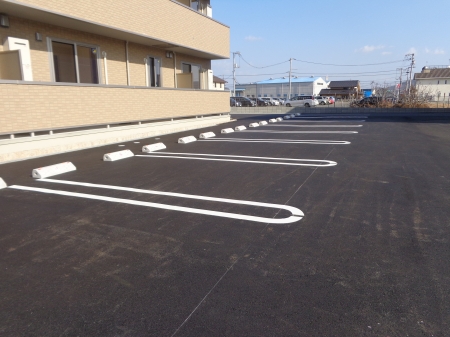 駐車場　駐車場完備です